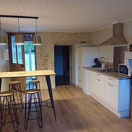 Petite Maison En Pierre Au Calme Avec Exterieur Montbellet Eksteriør bilde