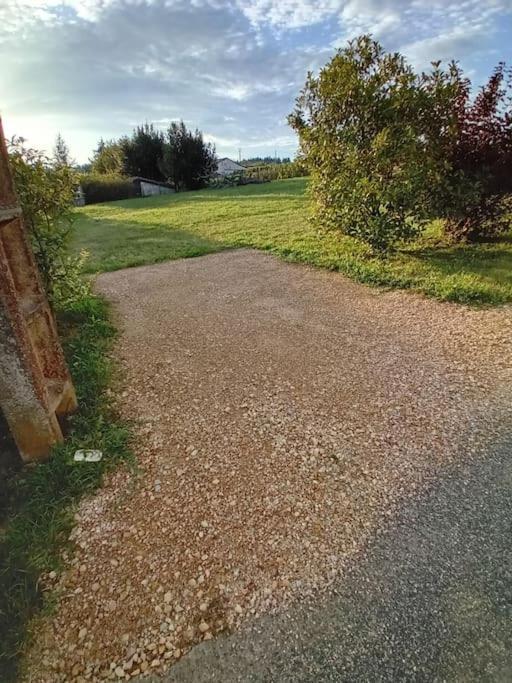 Petite Maison En Pierre Au Calme Avec Exterieur Montbellet Eksteriør bilde